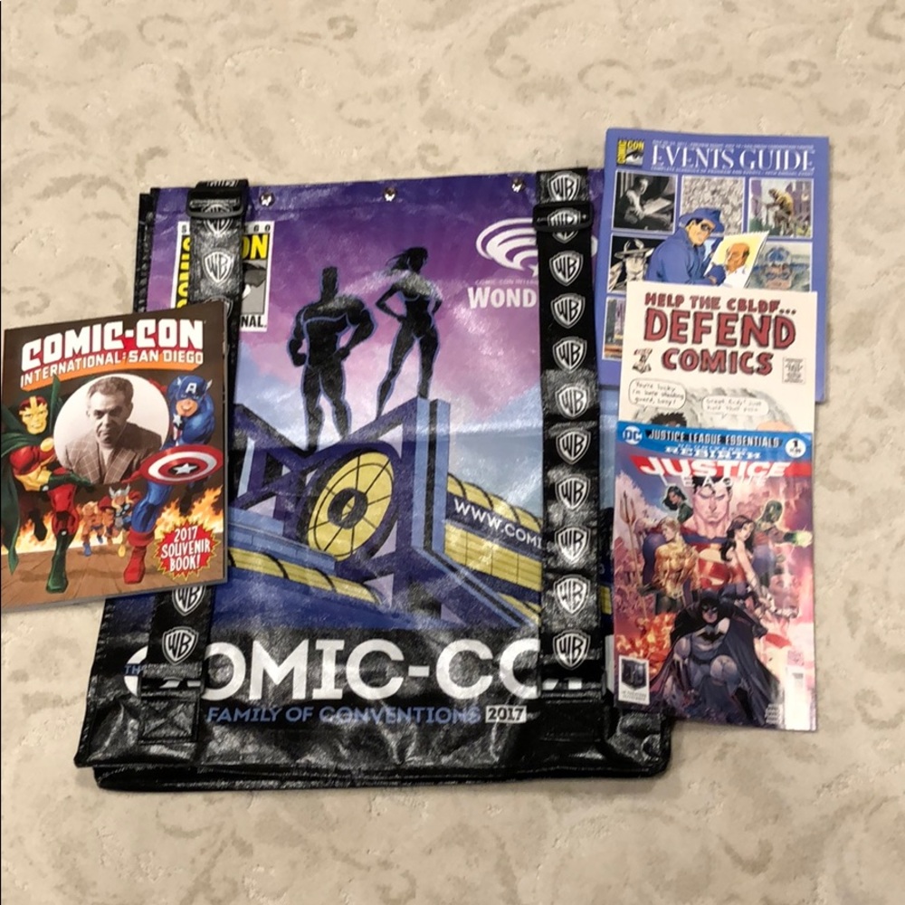 Comic Con swag bag 2017